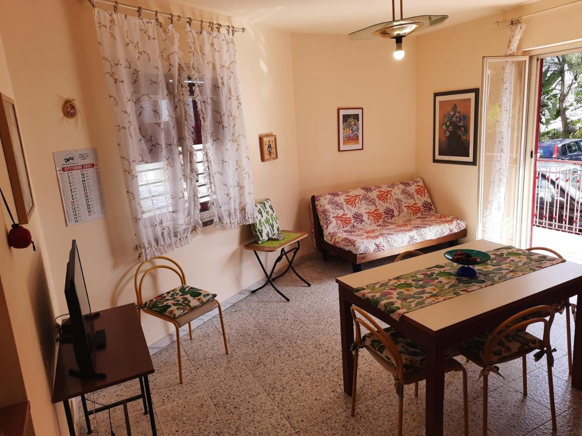 Casa Susanna Fondachello  Luaran gambar
