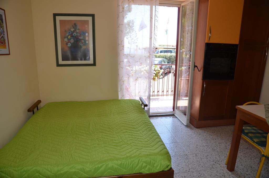 Casa Susanna Fondachello  Luaran gambar