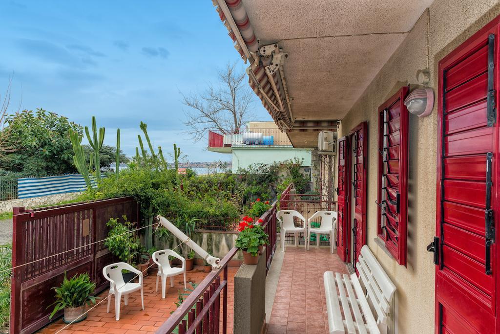 Casa Susanna Fondachello  Luaran gambar